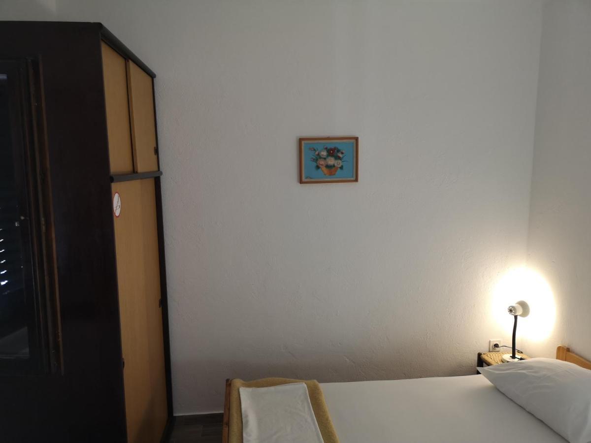Apartments Mint Povljana - 50M From Sandy Beach ภายนอก รูปภาพ